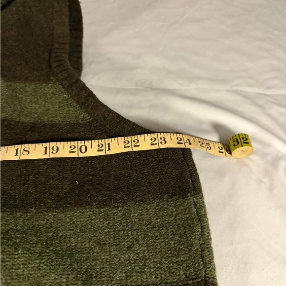 Woolrich 100% Lambs Wool Green Stripe Fringe Collar Button Up Vest - XXL - Picture 7 of 8